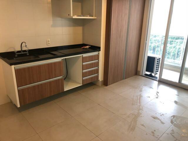 Apartamento à venda com 2 quartos, 60m² - Foto 1