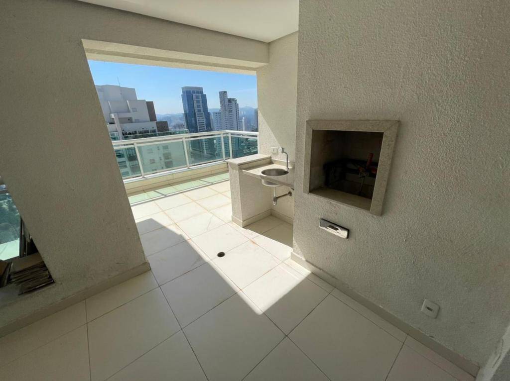 Apartamento à venda com 4 quartos, 176m² - Foto 17