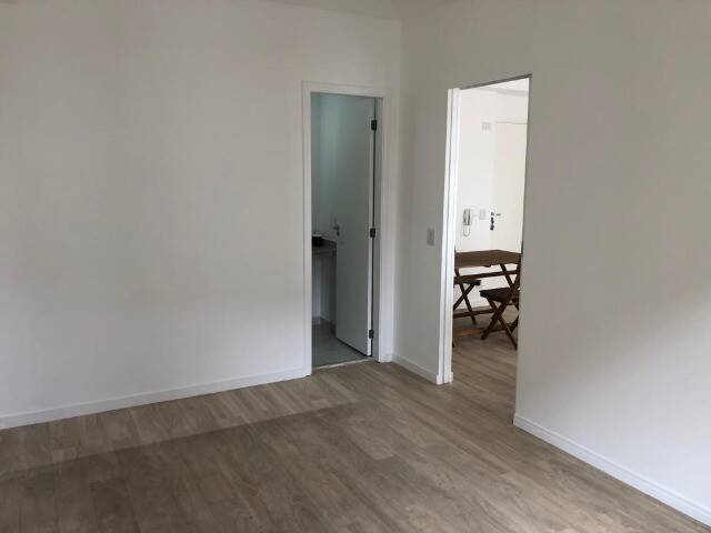 Apartamento à venda com 1 quarto, 50m² - Foto 11