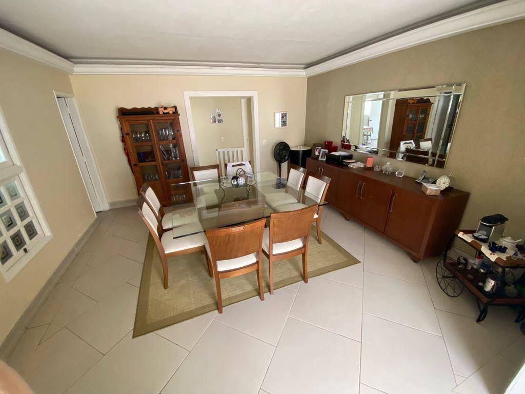 Casa à venda com 3 quartos, 393m² - Foto 4