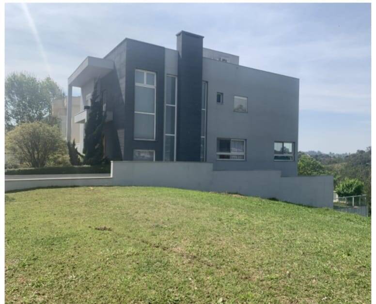 Casa de Condomínio à venda com 4 quartos, 470m² - Foto 1