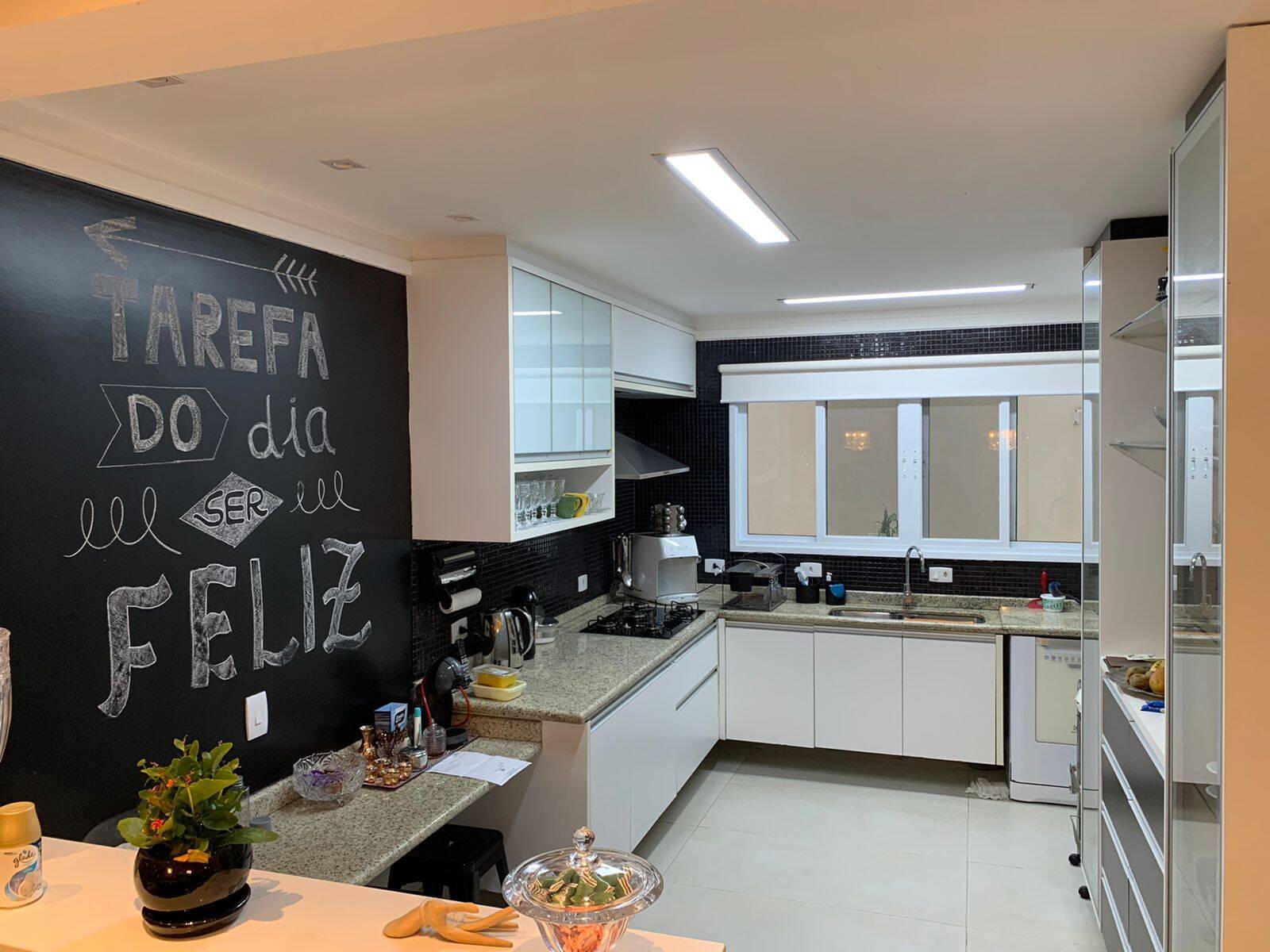 Casa de Condomínio à venda com 6 quartos, 400m² - Foto 18