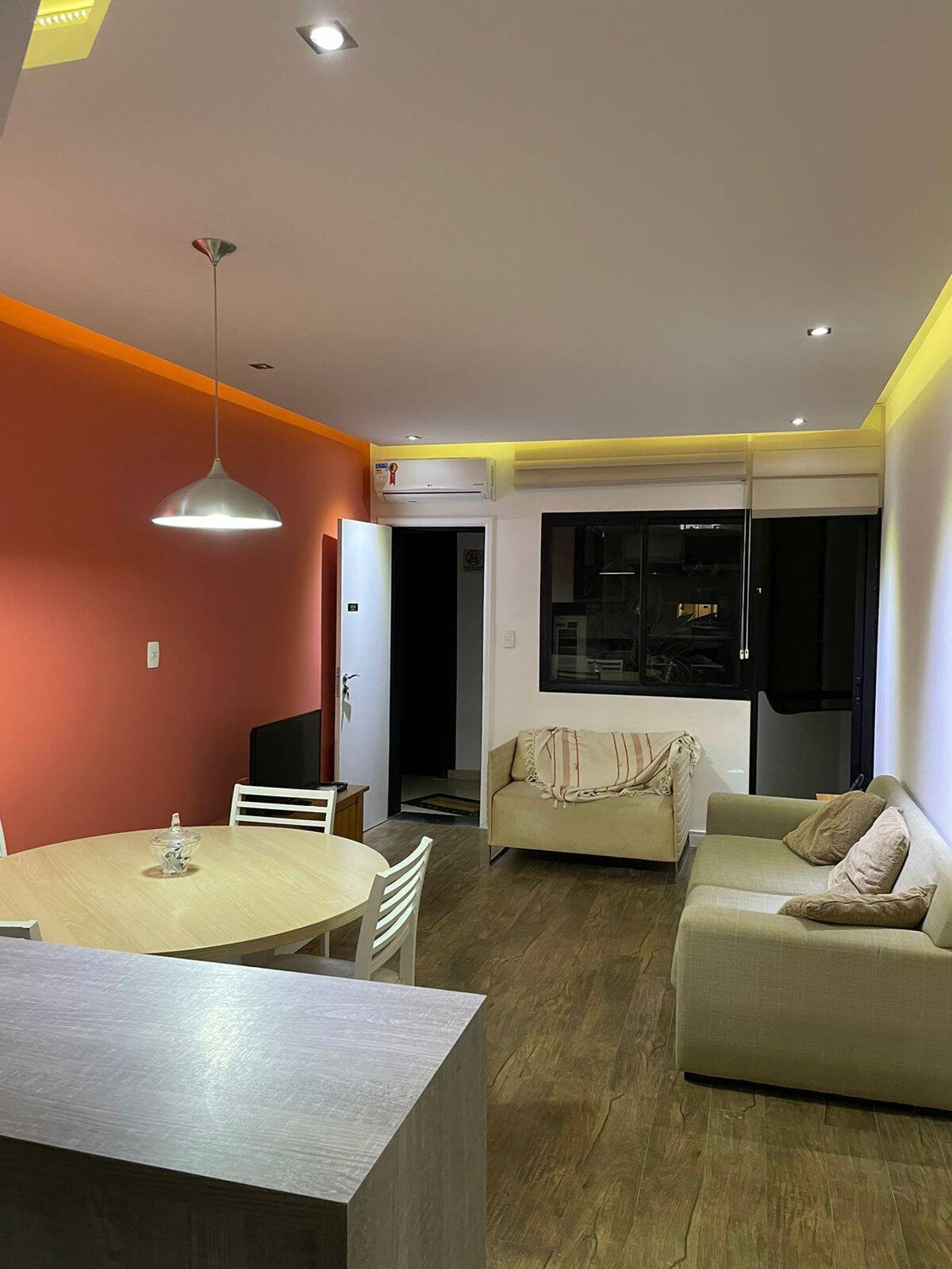 Apartamento para alugar com 1 quarto, 54m² - Foto 14