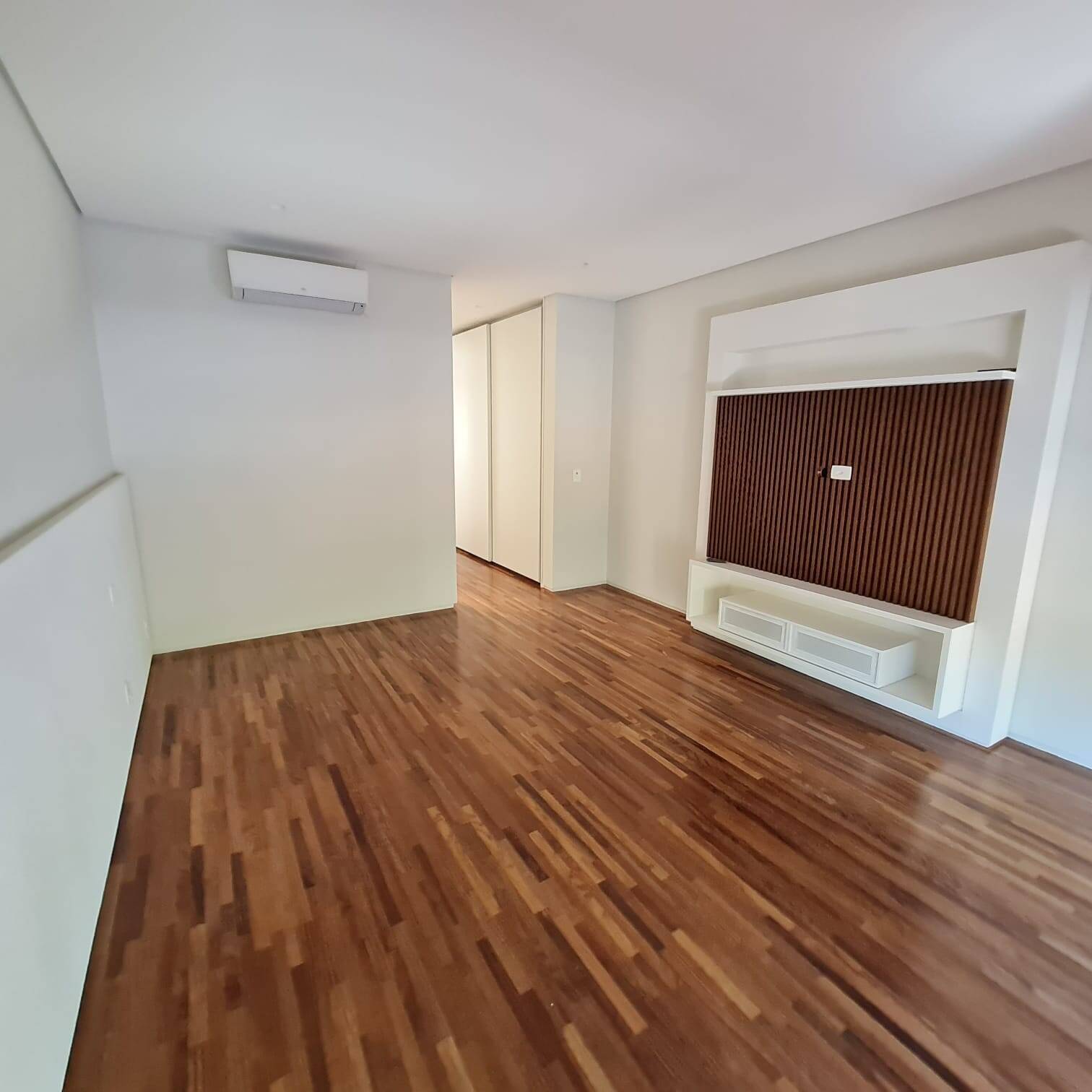 Casa de Condomínio à venda com 5 quartos, 860m² - Foto 19