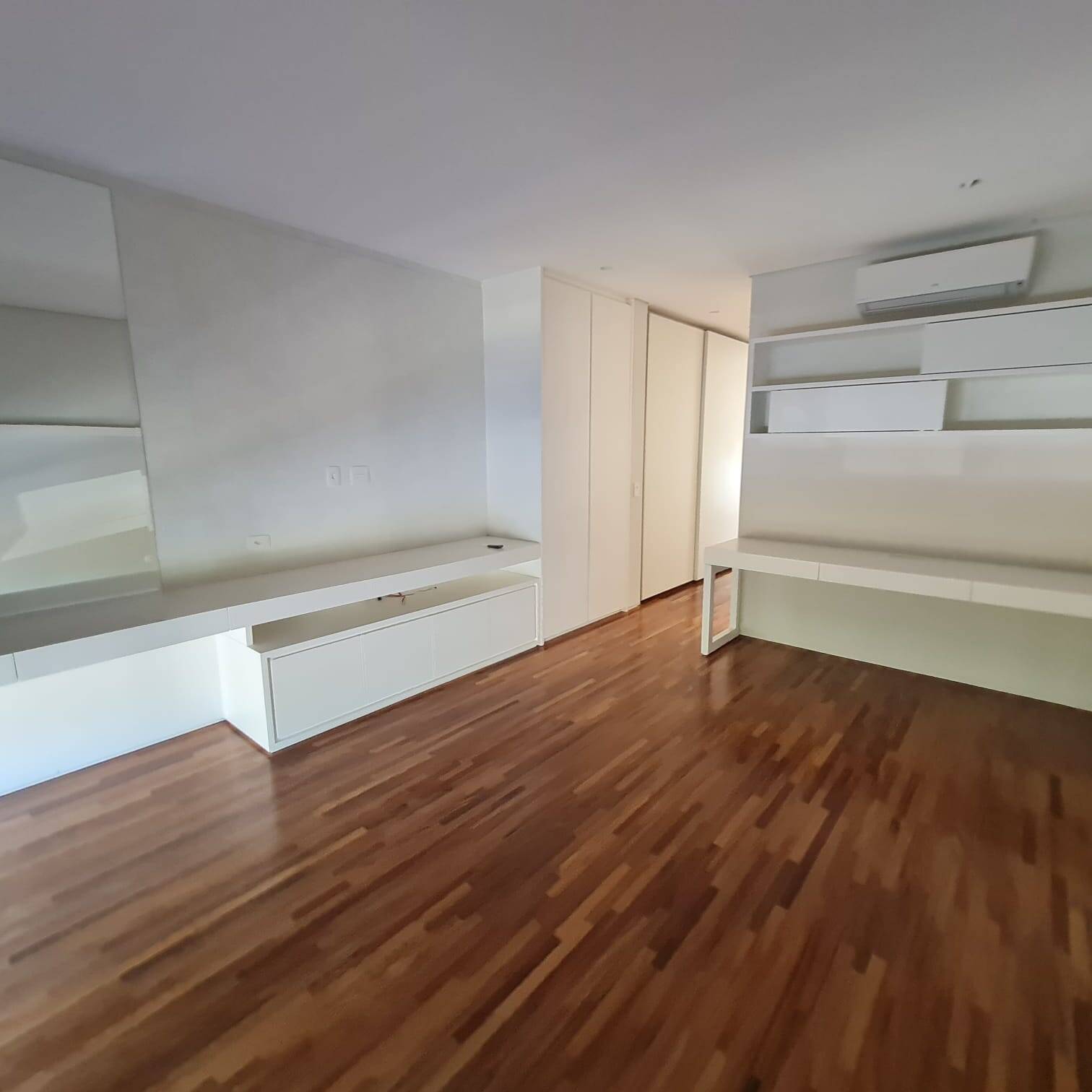 Casa de Condomínio à venda com 5 quartos, 860m² - Foto 22