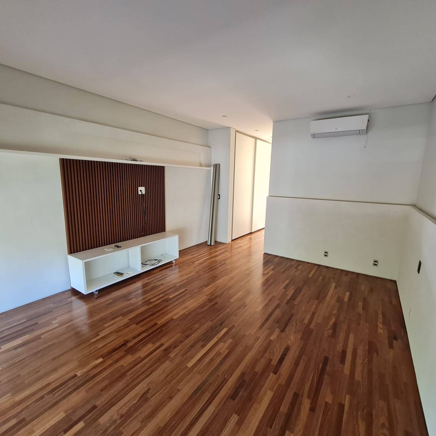 Casa de Condomínio à venda com 5 quartos, 860m² - Foto 27