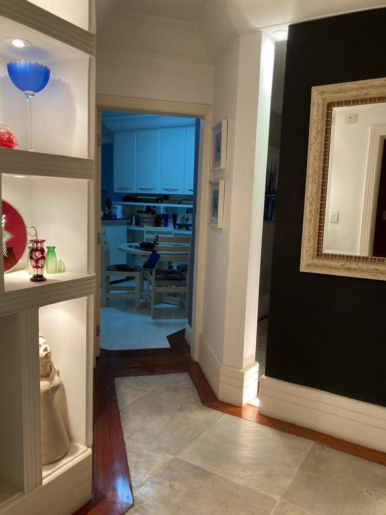 Apartamento para alugar com 3 quartos, 164m² - Foto 12