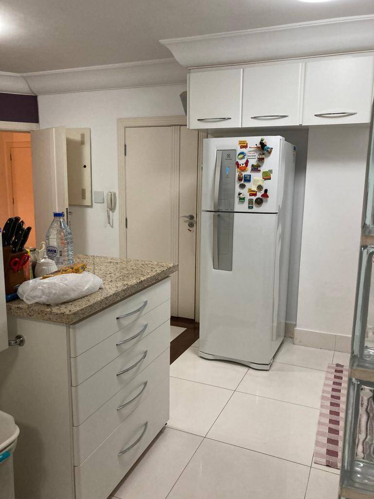 Apartamento para alugar com 3 quartos, 164m² - Foto 28