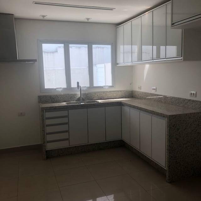 Casa para alugar com 1 quarto, 335m² - Foto 3