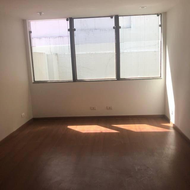 Casa para alugar com 1 quarto, 335m² - Foto 10