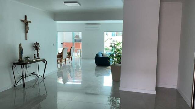 Casa à venda com 4 quartos, 400m² - Foto 7