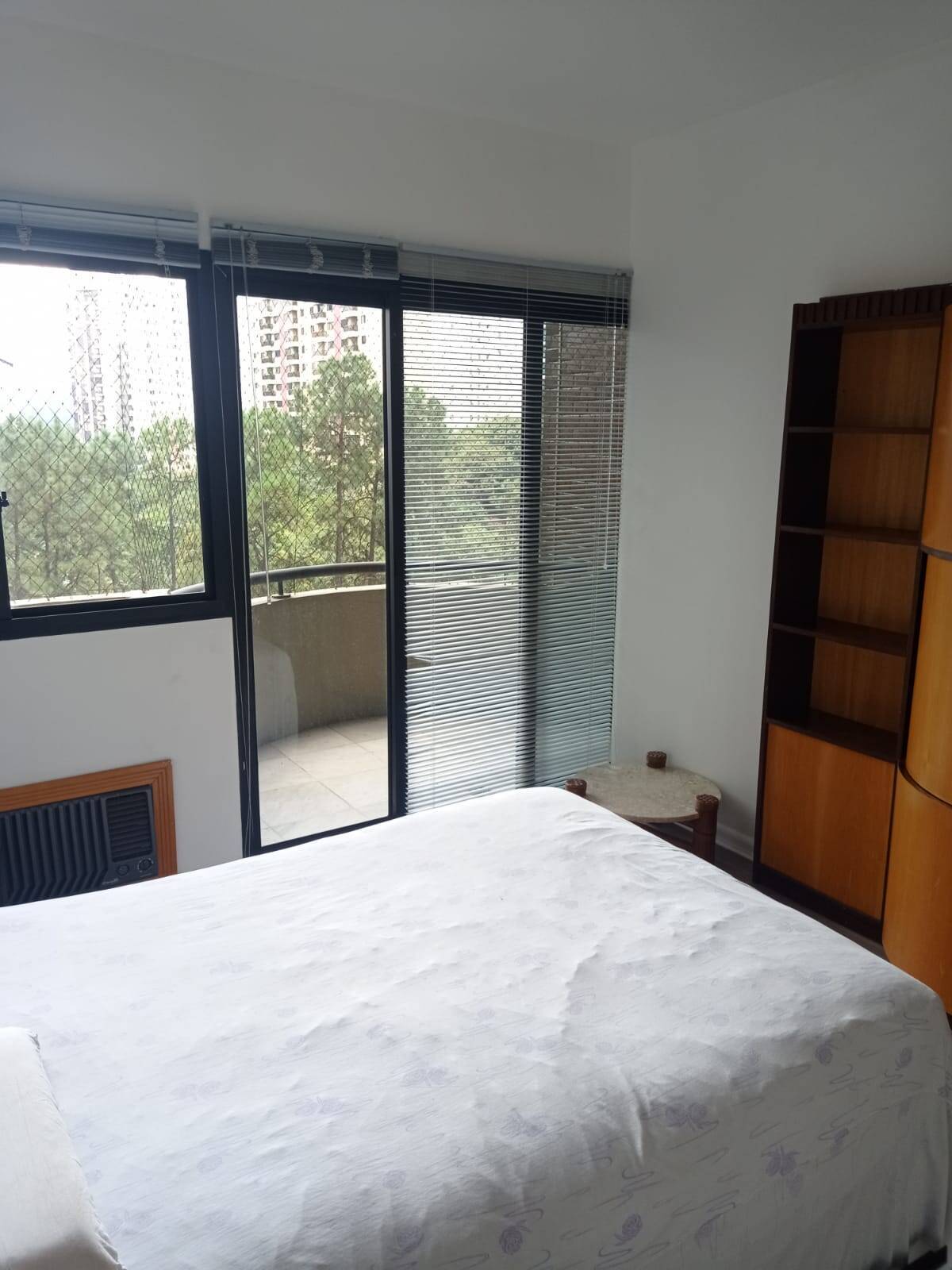 Apartamento para alugar com 1 quarto, 55m² - Foto 6