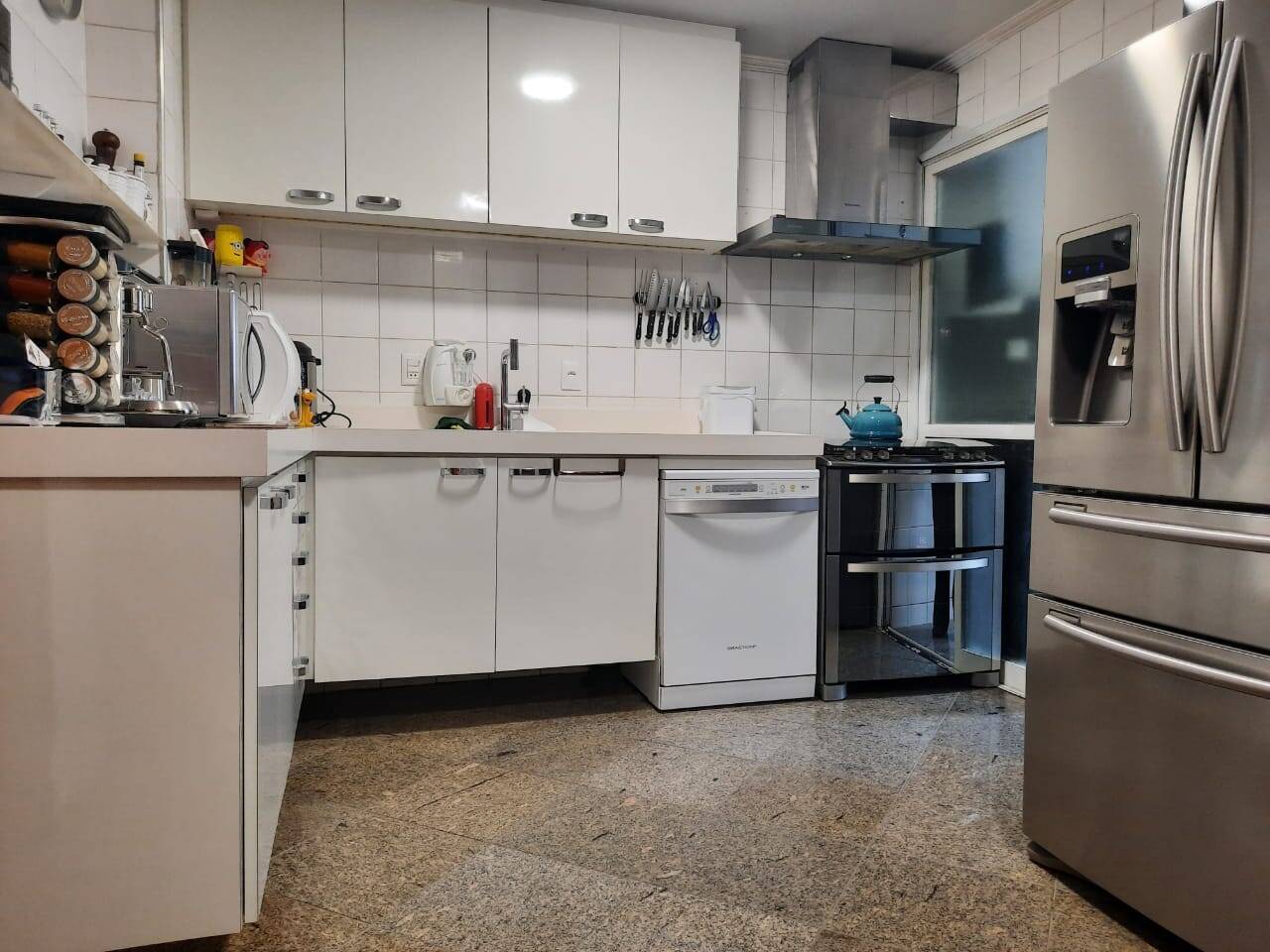 Apartamento à venda com 3 quartos, 165m² - Foto 10