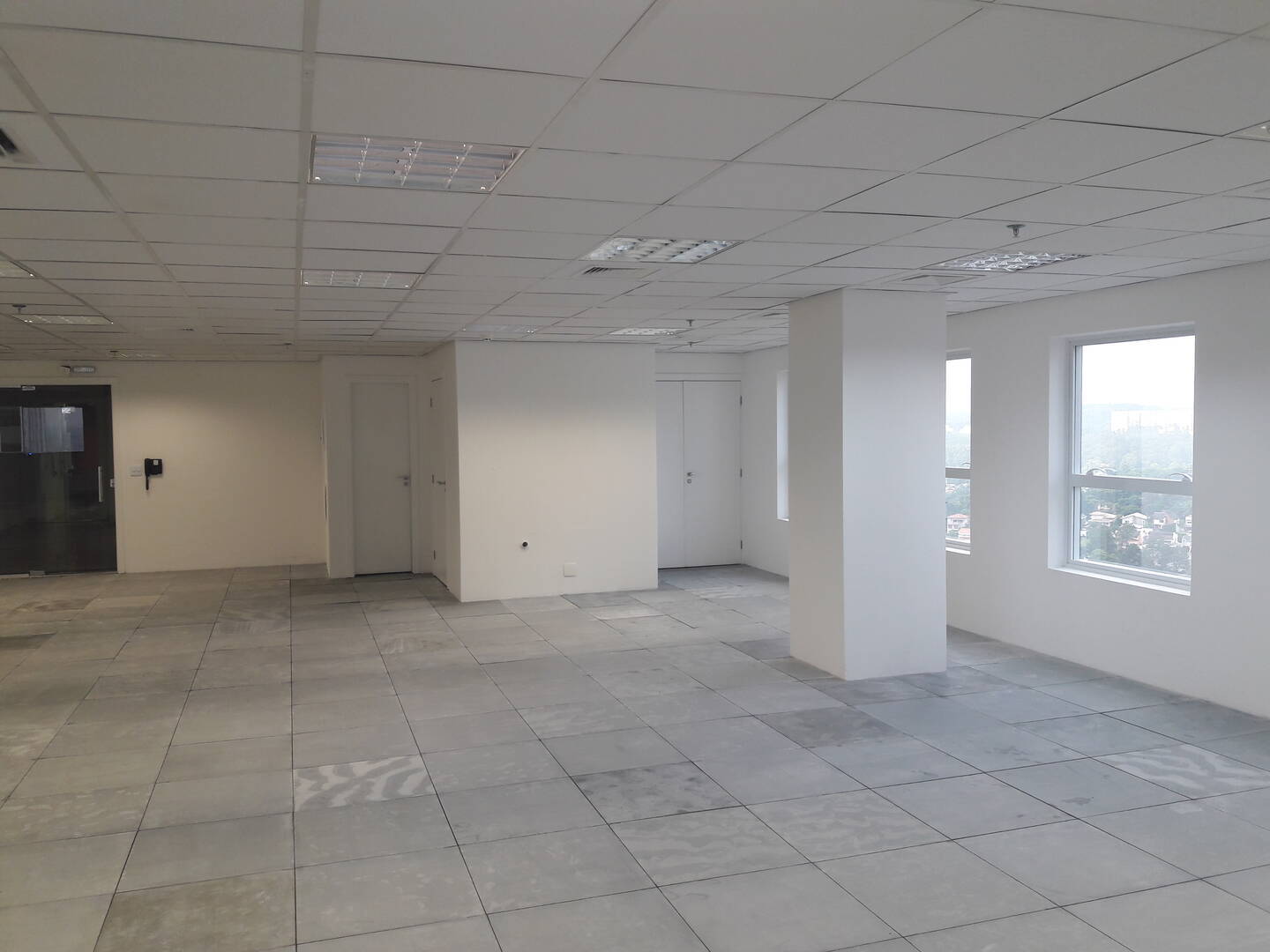 Conjunto Comercial-Sala para alugar, 252m² - Foto 14