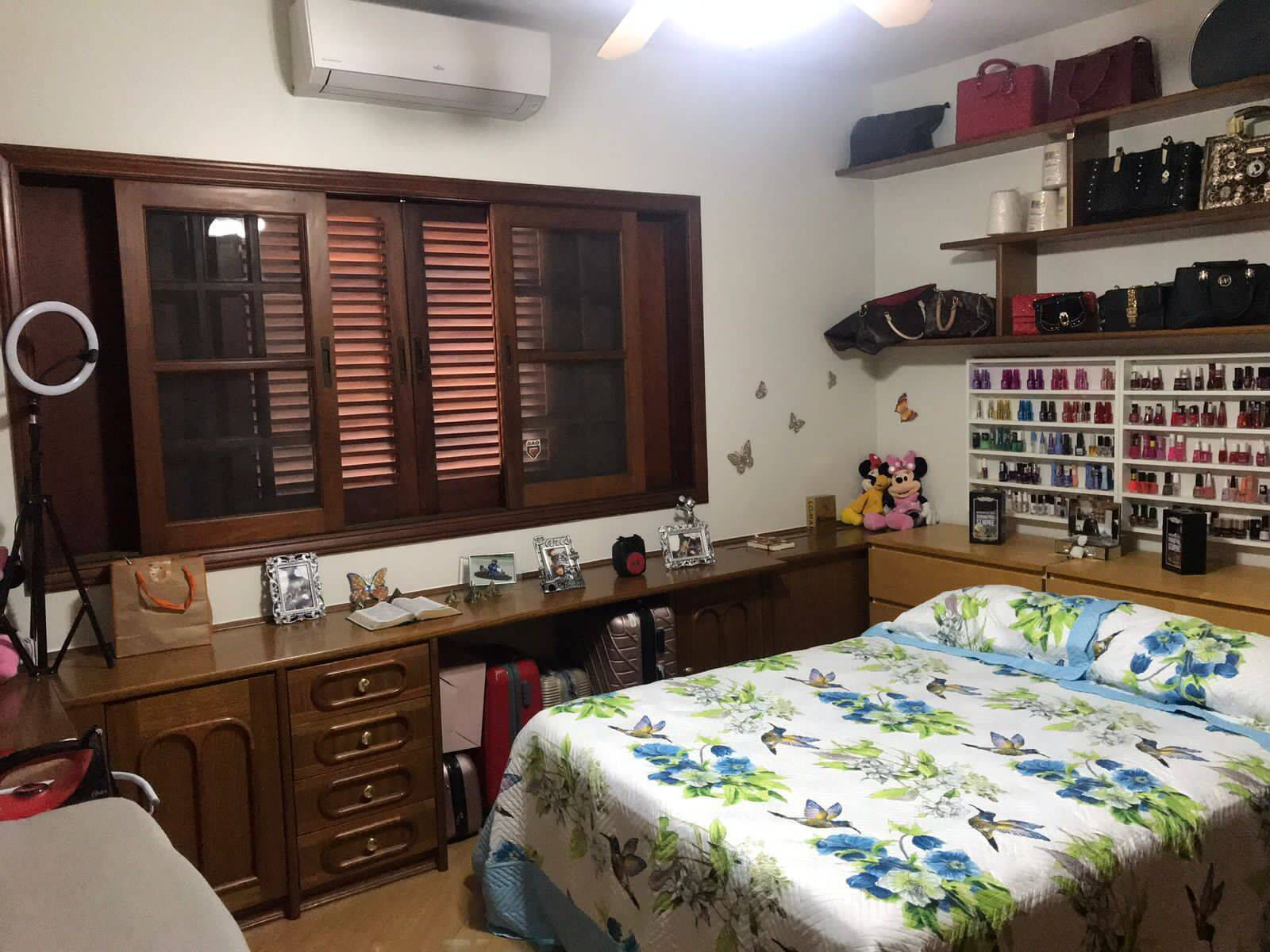 Casa à venda com 2 quartos, 340m² - Foto 17