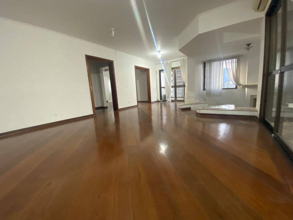 Apartamento à venda com 4 quartos, 288m² - Foto 4