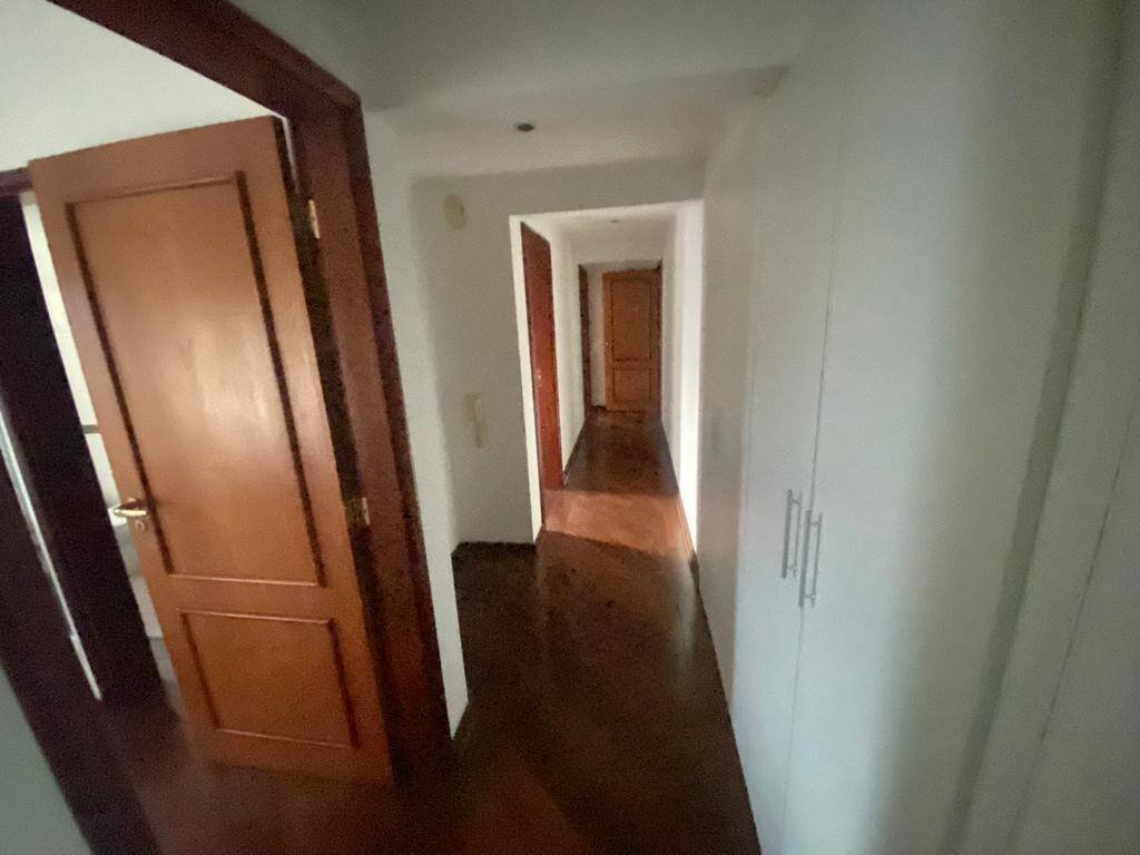 Apartamento à venda com 4 quartos, 288m² - Foto 15