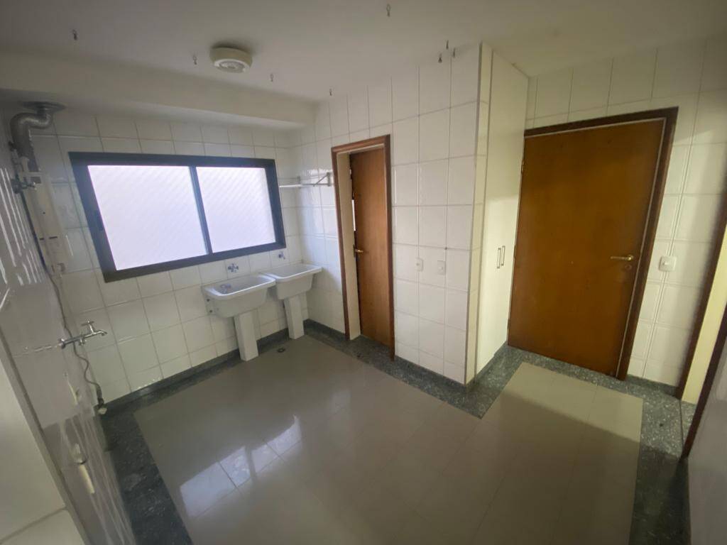 Apartamento à venda com 4 quartos, 288m² - Foto 13