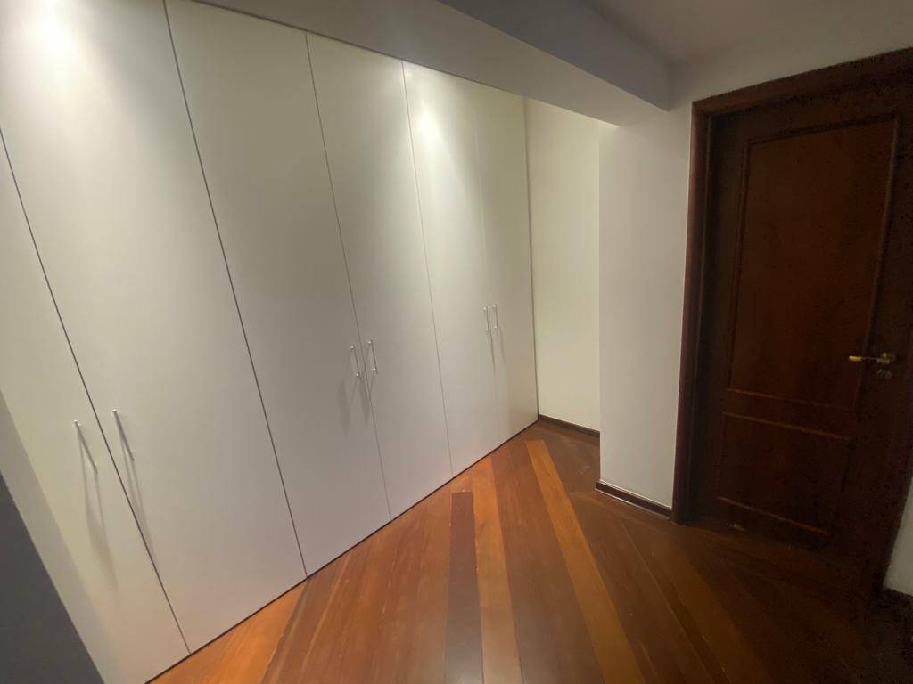 Apartamento à venda com 4 quartos, 288m² - Foto 16