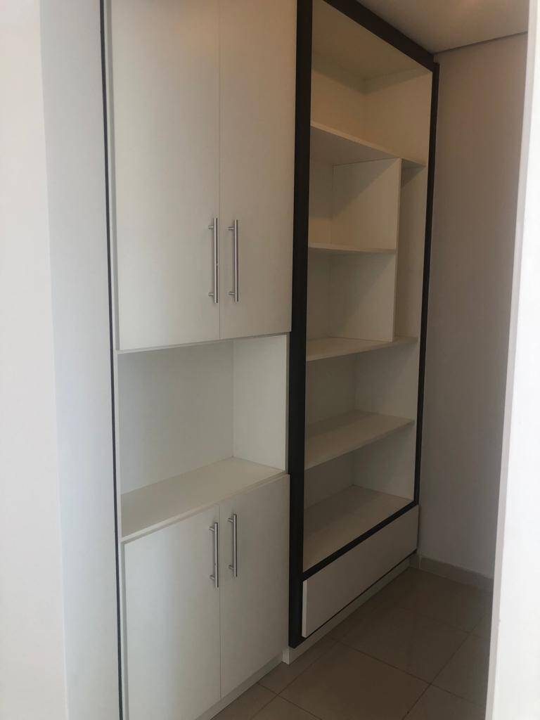 Apartamento à venda com 3 quartos, 110m² - Foto 4