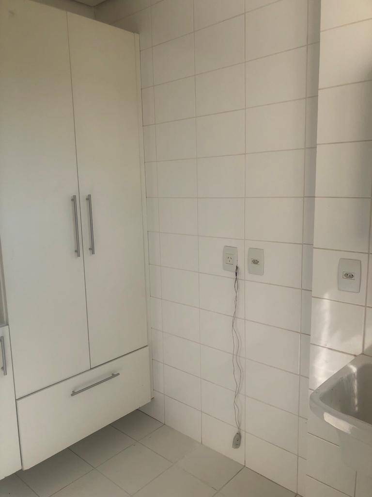 Apartamento à venda com 3 quartos, 110m² - Foto 9