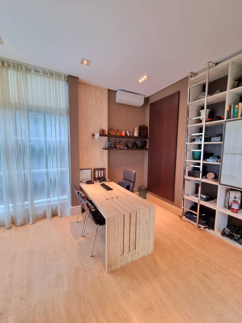 Casa à venda com 3 quartos, 548m² - Foto 4