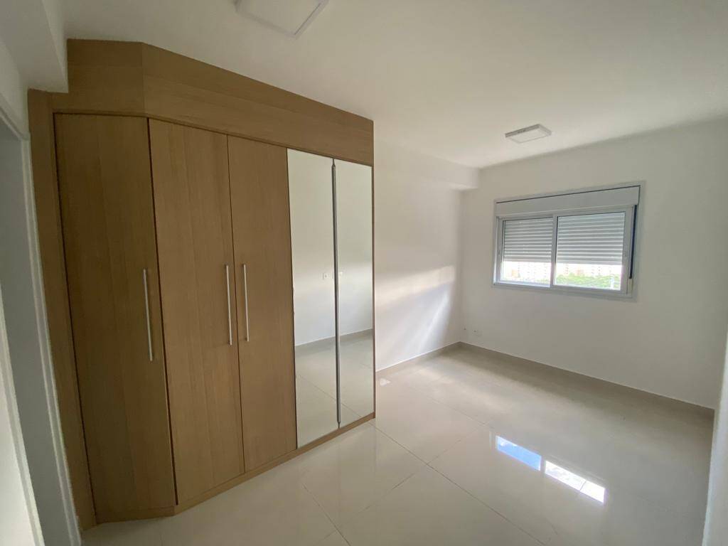 Apartamento à venda com 2 quartos, 74m² - Foto 10