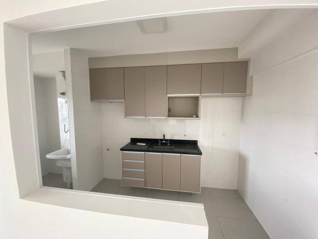 Apartamento à venda com 2 quartos, 74m² - Foto 5