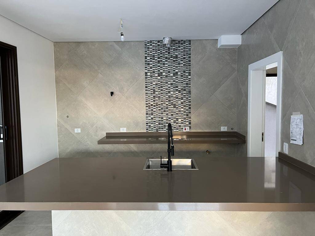 Casa à venda com 4 quartos, 420m² - Foto 8