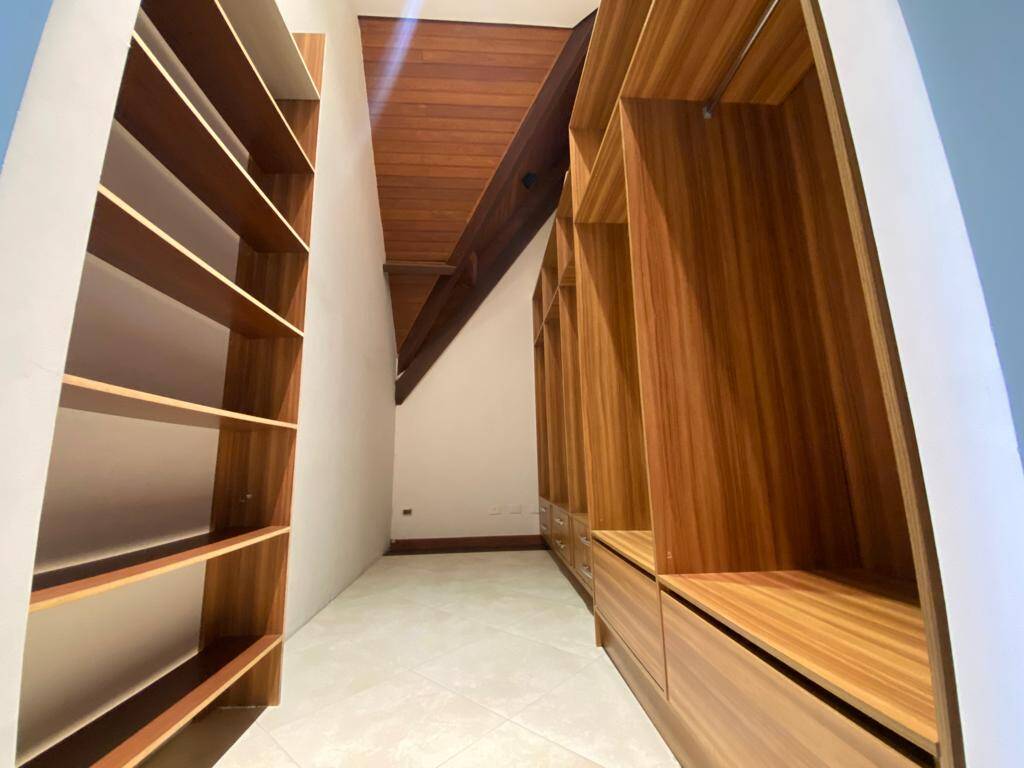 Casa à venda com 5 quartos, 800m² - Foto 25