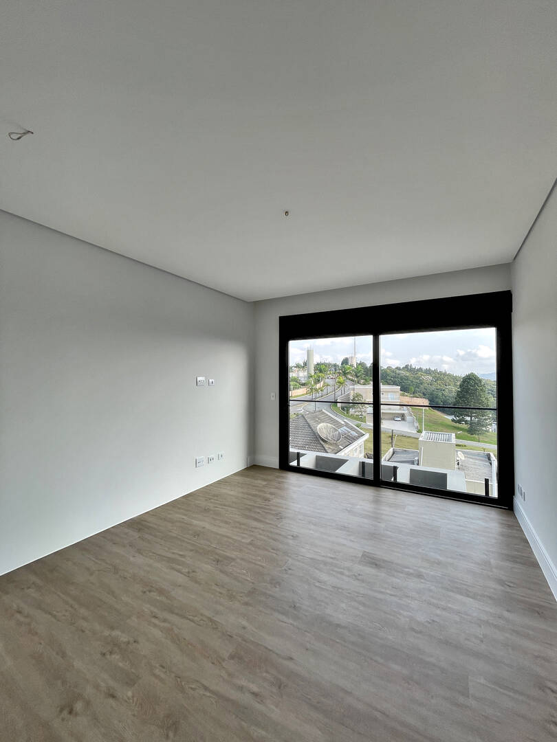 Casa à venda com 4 quartos, 350m² - Foto 40