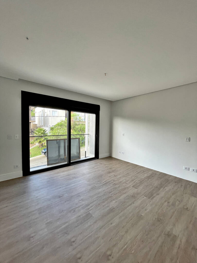 Casa à venda com 4 quartos, 350m² - Foto 55