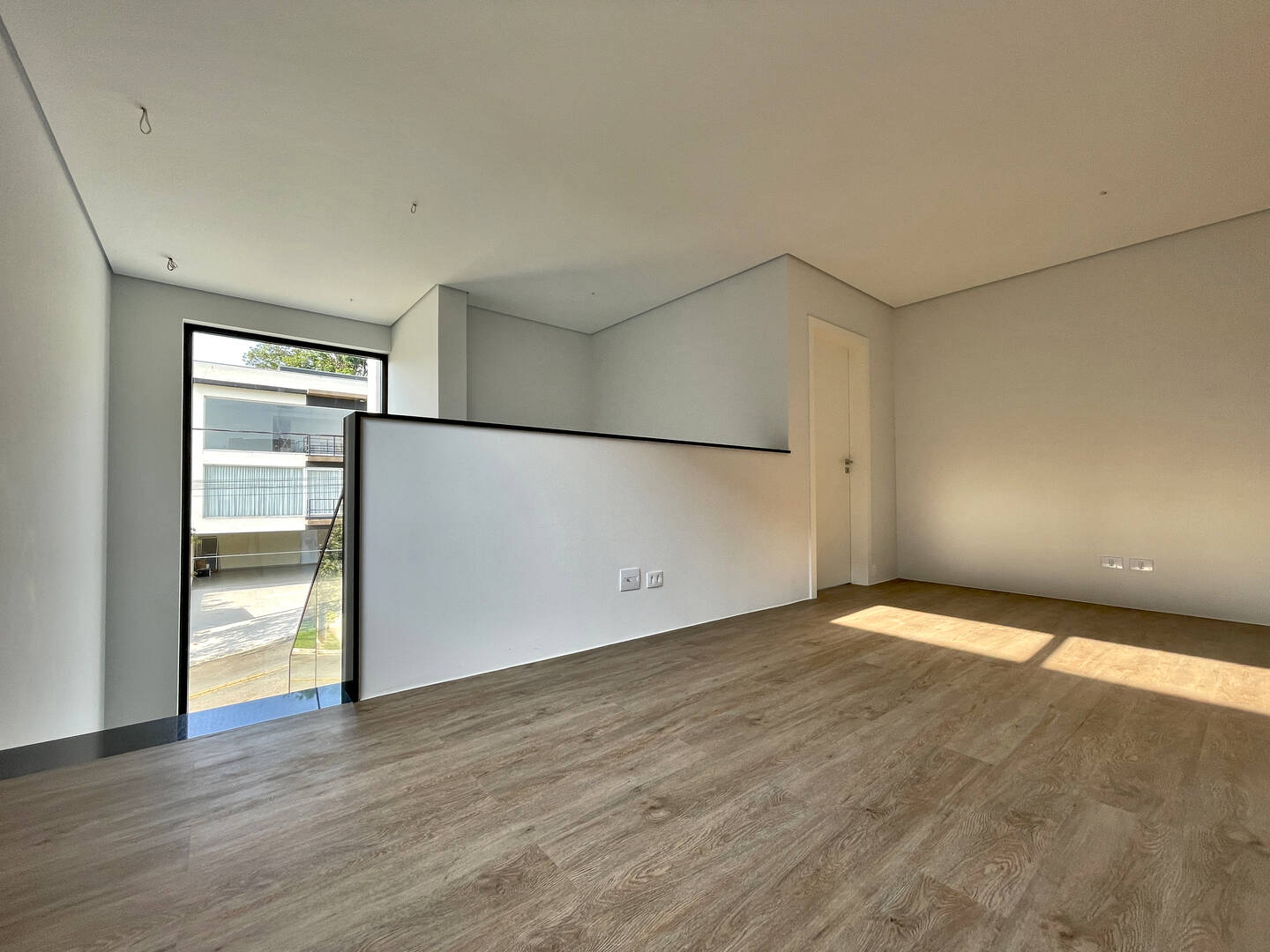 Casa à venda com 4 quartos, 350m² - Foto 44