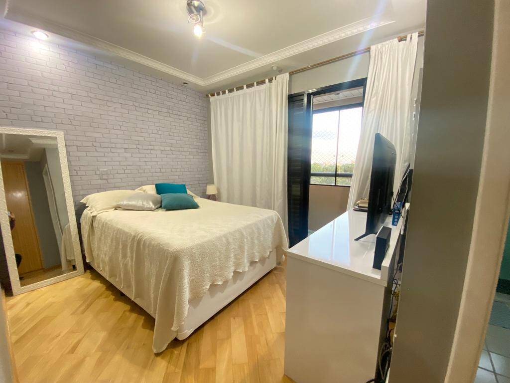 Apartamento à venda com 3 quartos, 154m² - Foto 19