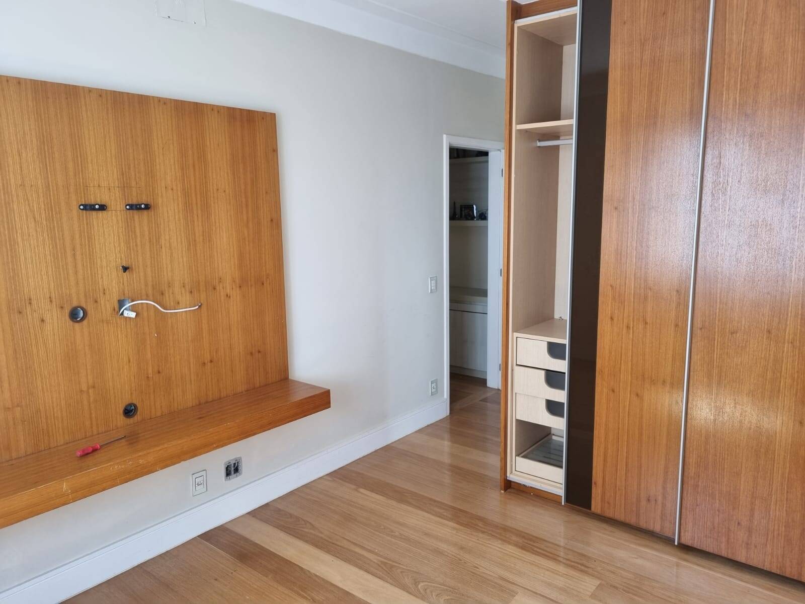 Apartamento à venda e aluguel com 4 quartos, 322m² - Foto 13