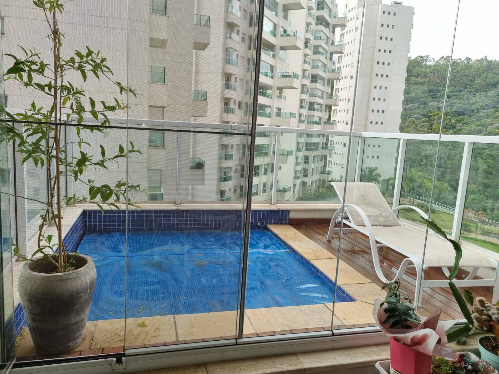 Apartamento à venda e aluguel com 4 quartos, 322m² - Foto 3