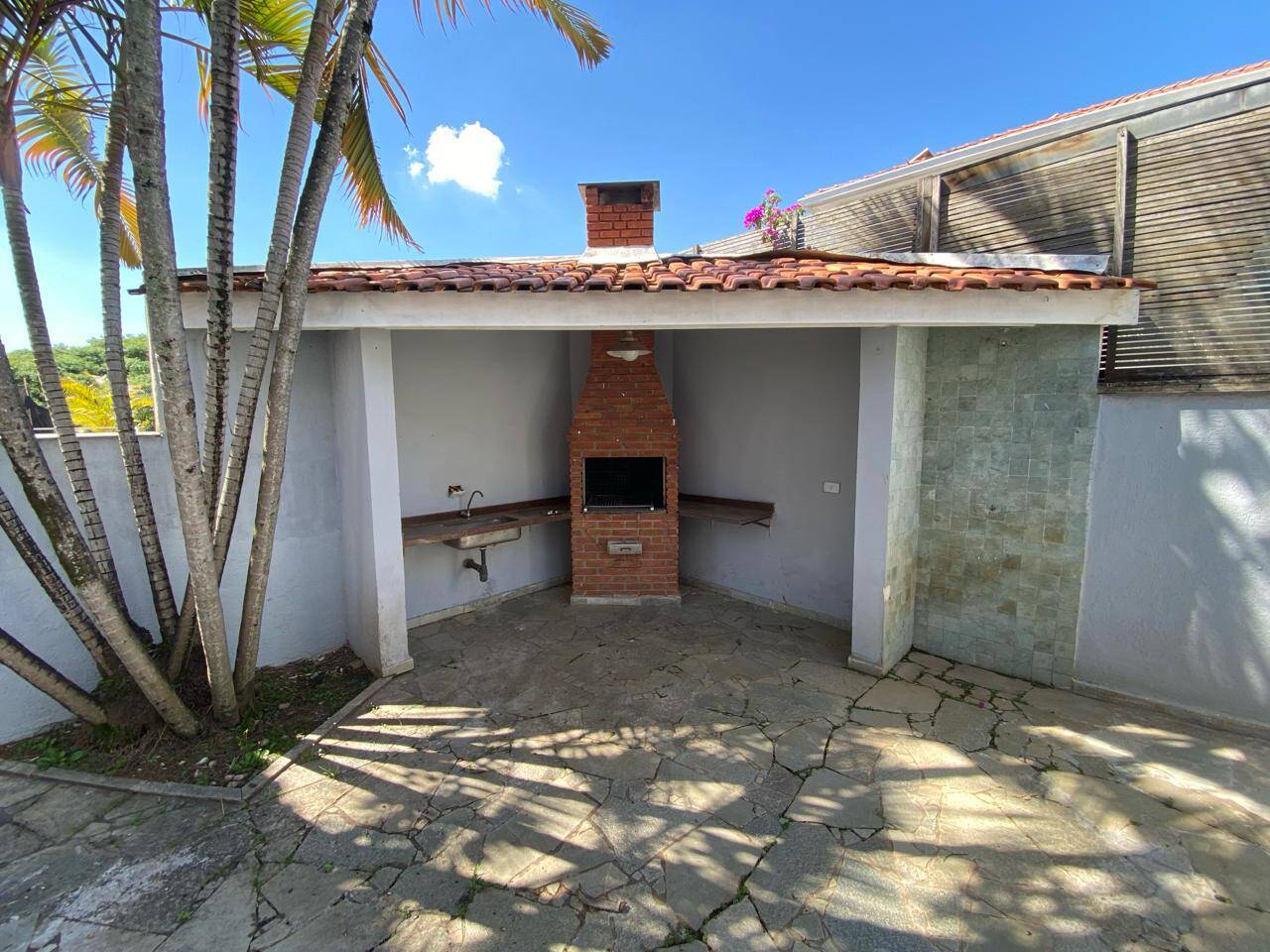 Casa para alugar com 4 quartos, 360m² - Foto 22