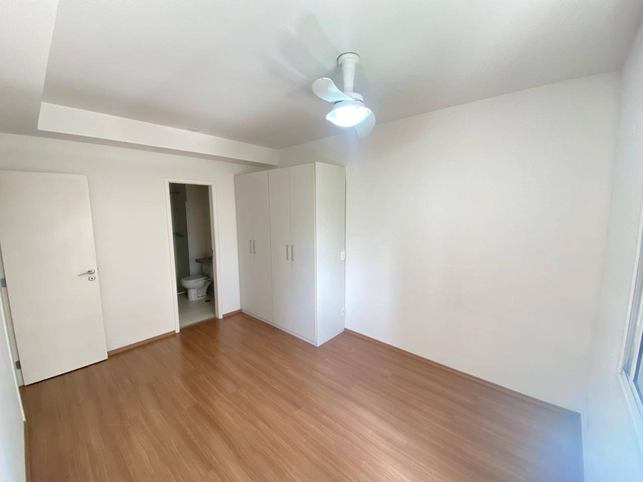 Apartamento à venda com 2 quartos, 79m² - Foto 5