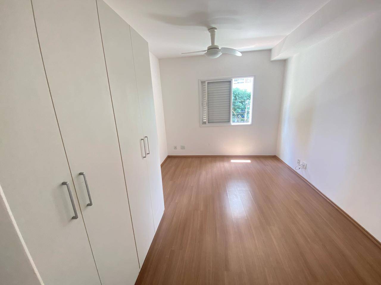 Apartamento à venda com 2 quartos, 79m² - Foto 13