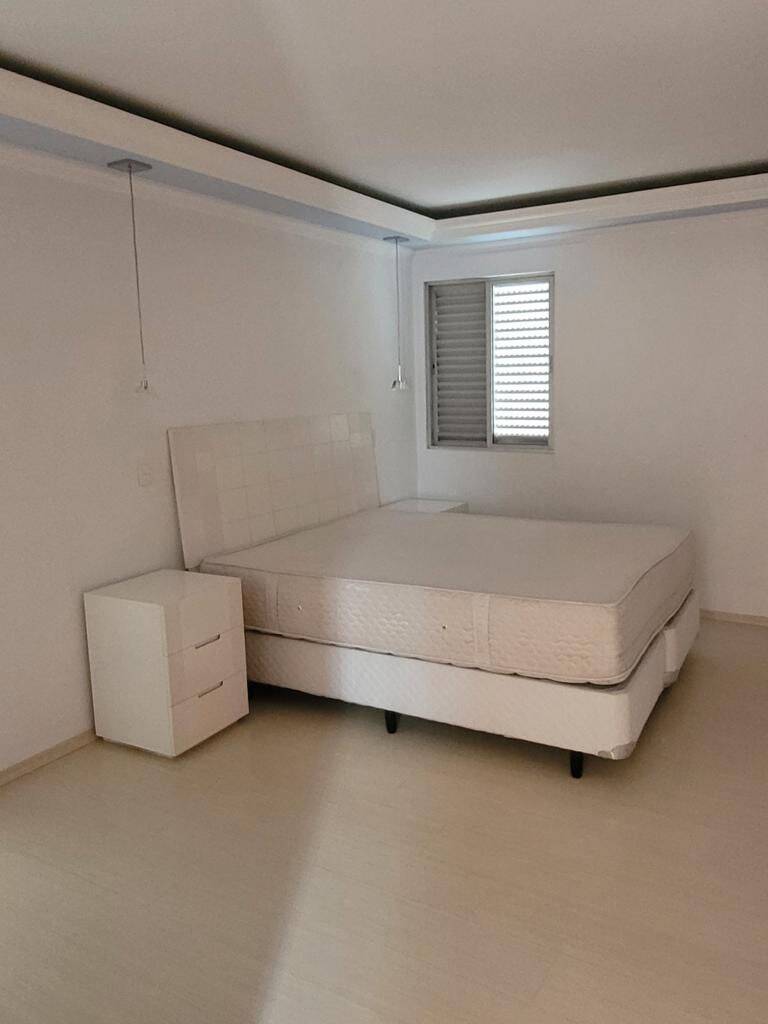 Apartamento à venda com 2 quartos, 90m² - Foto 14