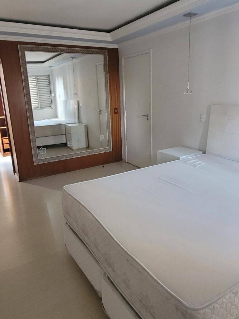 Apartamento à venda com 2 quartos, 90m² - Foto 17