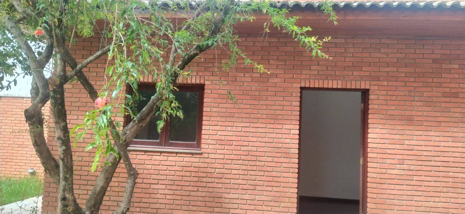 Casa para alugar com 4 quartos, 550m² - Foto 12