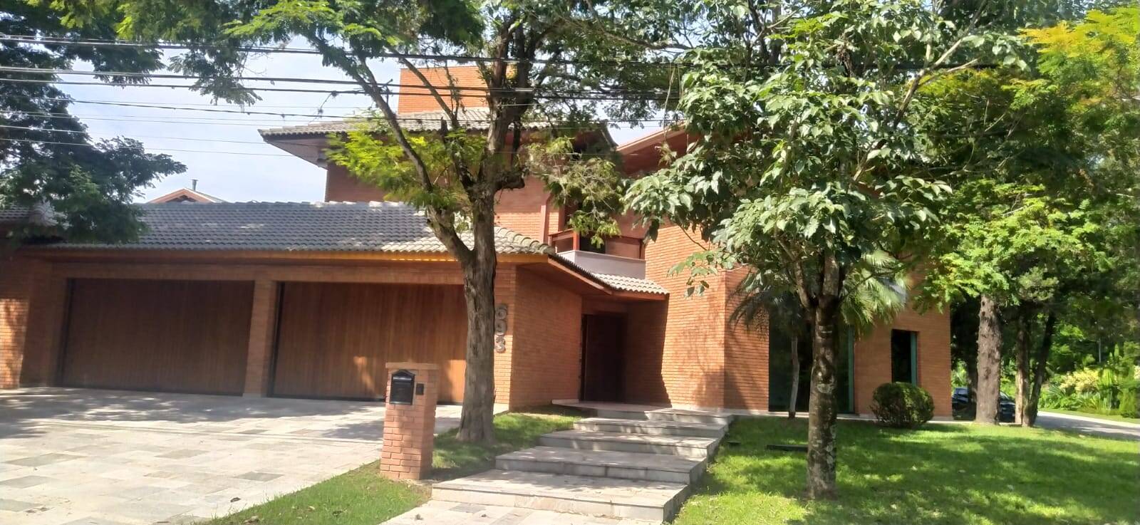 Casa para alugar com 4 quartos, 550m² - Foto 3