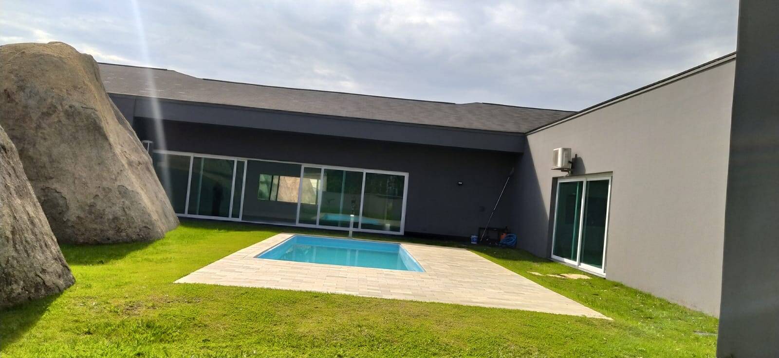 Casa para alugar com 4 quartos, 1500m² - Foto 10