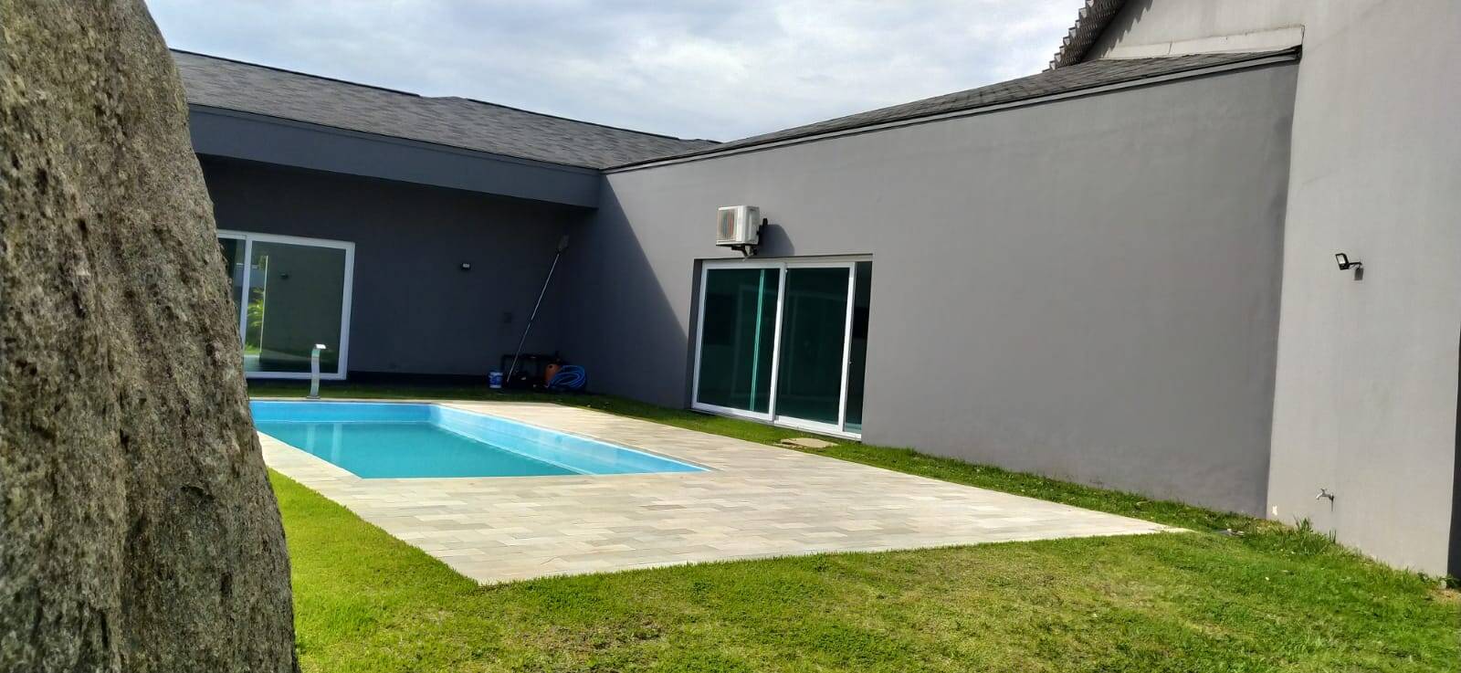 Casa para alugar com 4 quartos, 1500m² - Foto 9