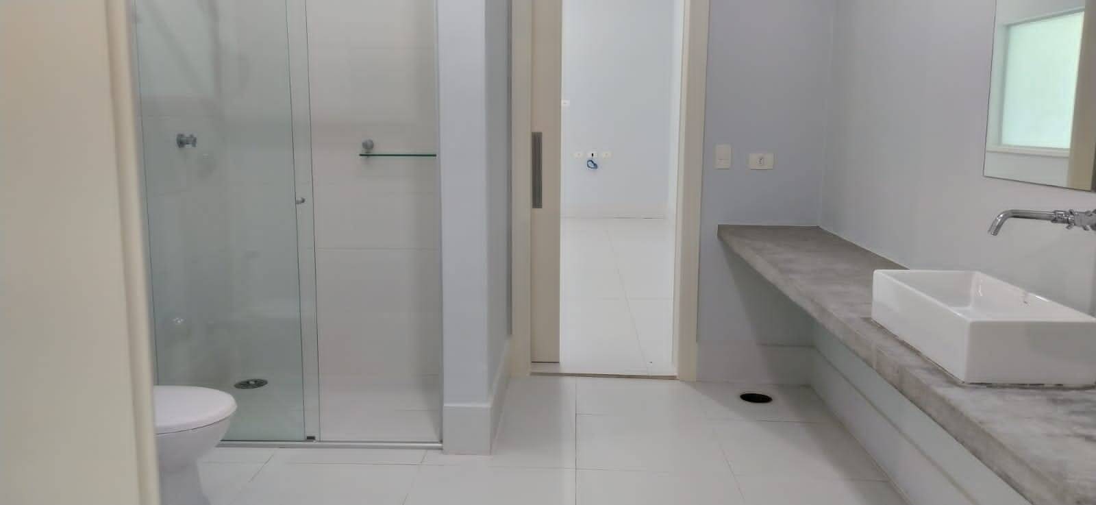 Casa para alugar com 4 quartos, 1500m² - Foto 18