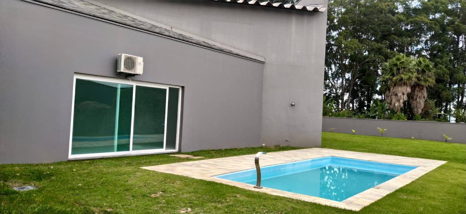 Casa para alugar com 4 quartos, 1500m² - Foto 5