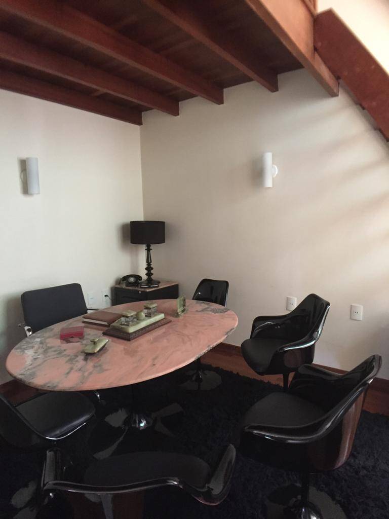 Casa à venda com 4 quartos, 450m² - Foto 17