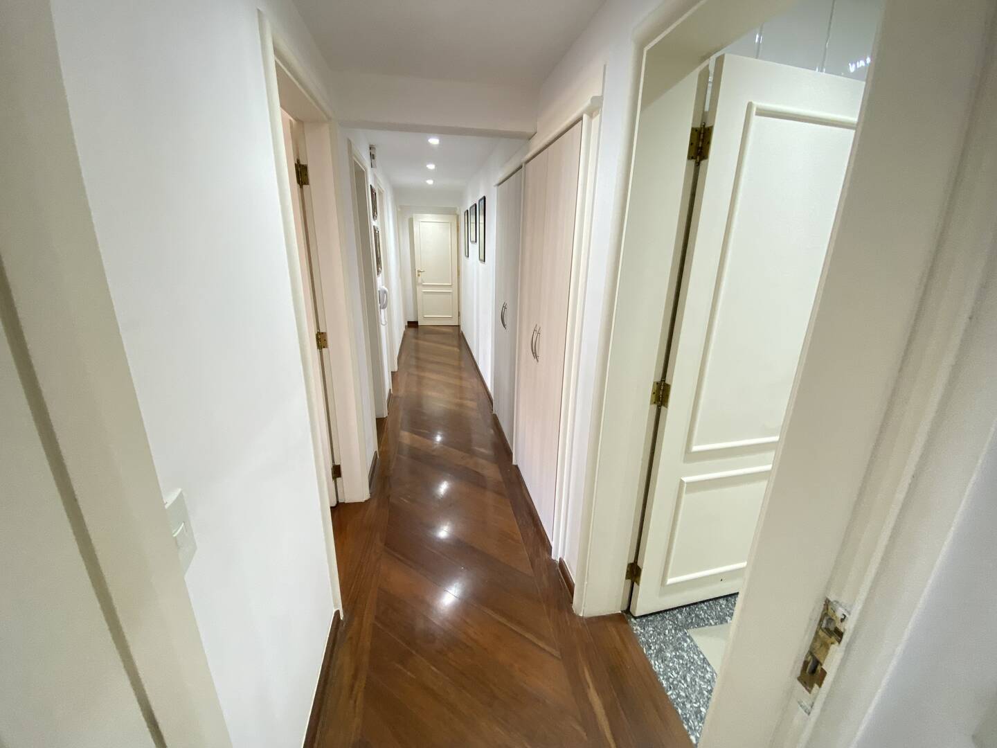 Apartamento à venda e aluguel com 4 quartos, 288m² - Foto 25