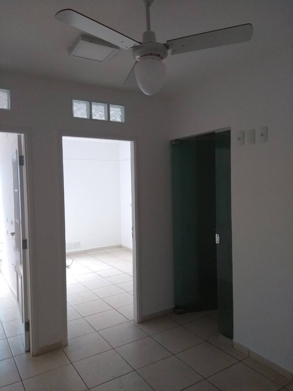 Conjunto Comercial-Sala para alugar, 38m² - Foto 1